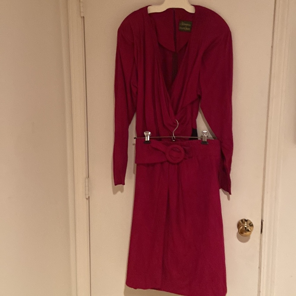 Liz Robert Robert Elliot 2 piece suede Raspberry  skirt outfit with bodysuit